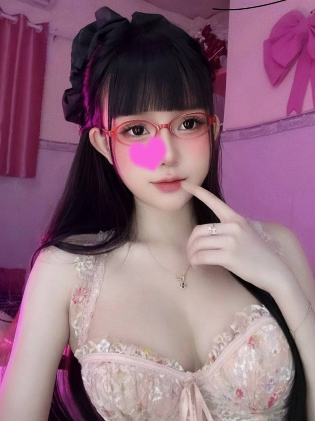 Mina – Gái Gọi TP Nha Trang Teen 2k7 Dễ Thương Mê Hoặc